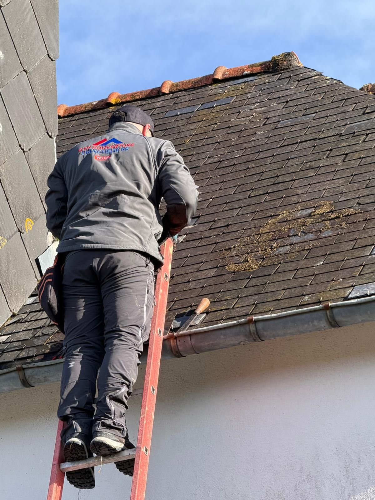 Réparation de toiture en ardoises